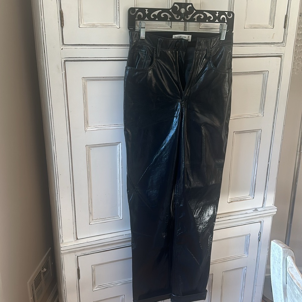 Abercrombie 90's straight vegan leather pants - Picture 3 of 7
